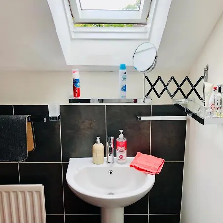 Canterbury Homestay Ensuite Exterior photo