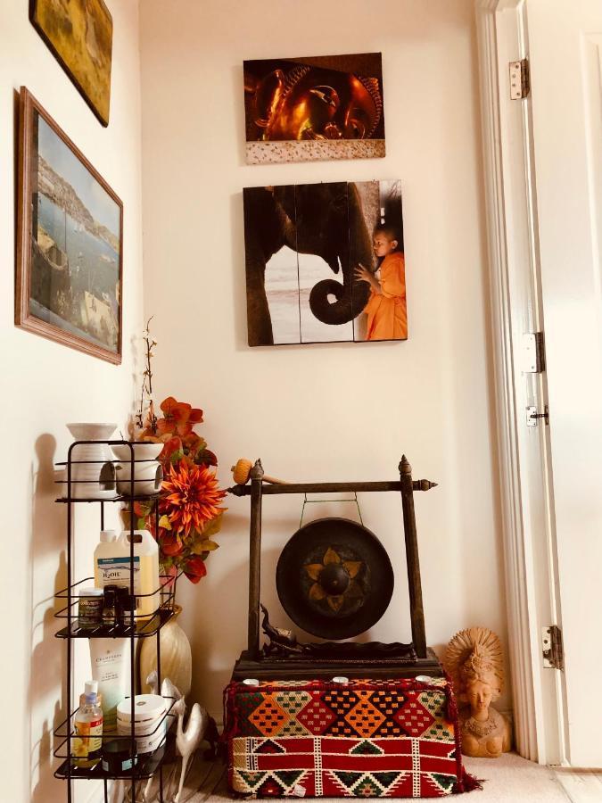 Ensuite Homestay *